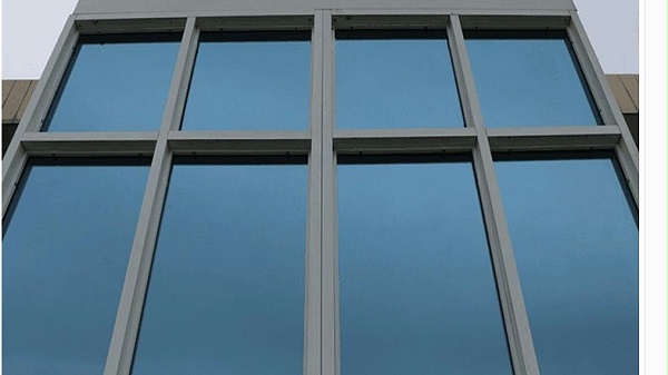 阳台玻璃贴隔热膜的优点